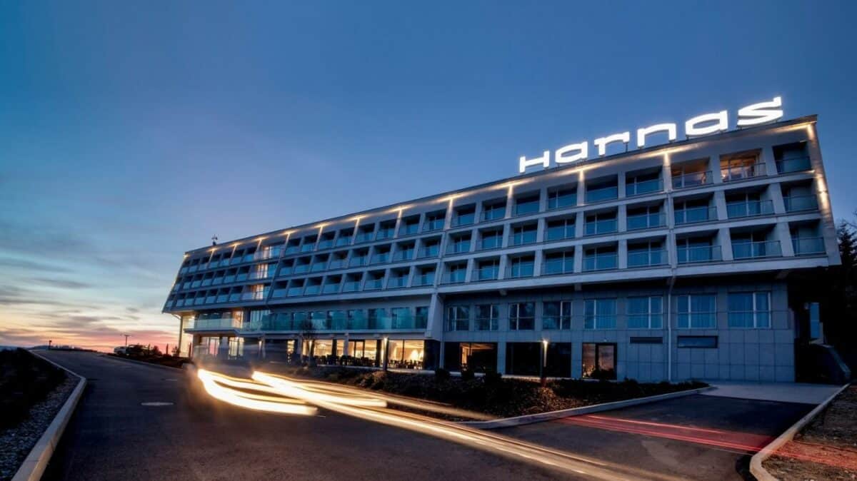 Hotel bez dzieci – dlaczego cisza staje się dziś prawdziwym luksusem?
